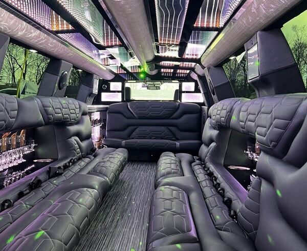 Luxury Limo Service in Cleveland